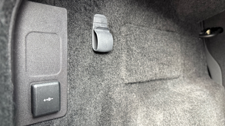 Jaguar E-Pace 2.0 D200 R-Dynamic SE 5dr Auto Diesel Estate